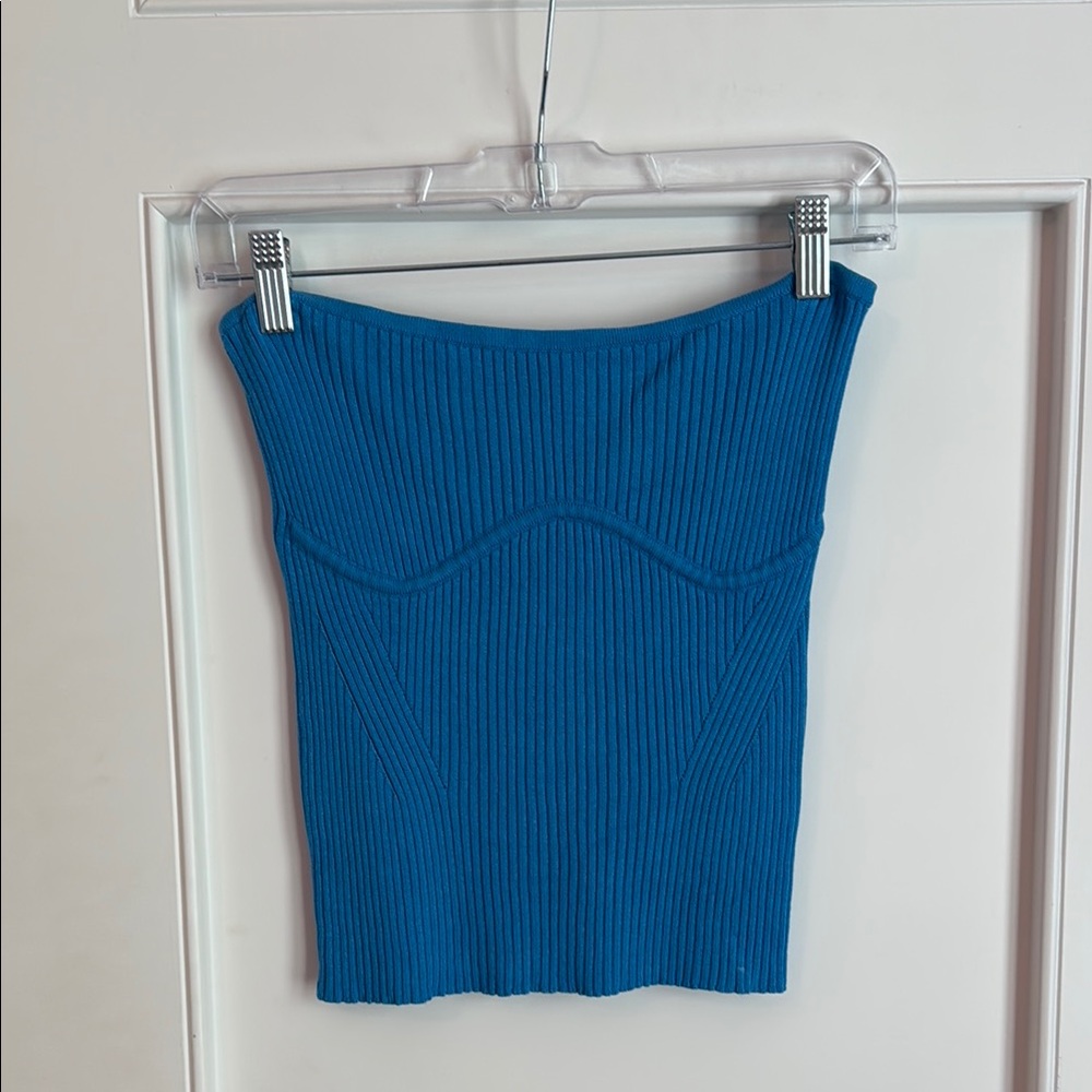 Blue knit tube top